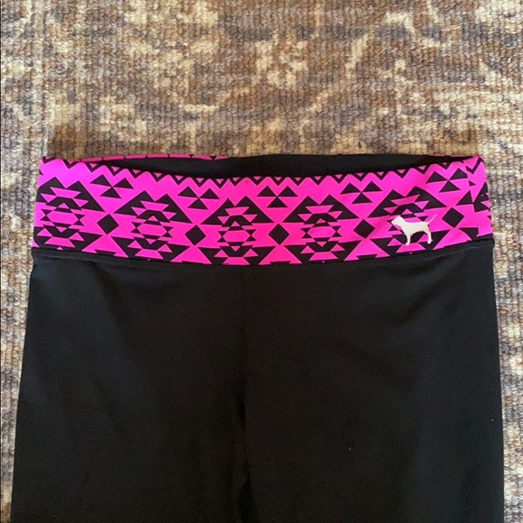 PINK Victoria’s Secret Black Leggings Size S - Picture 3 of 3